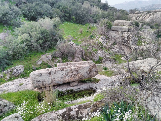 kaya mezarları